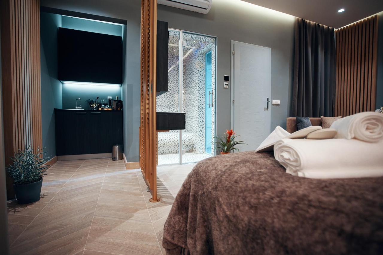 Monza Mirror Apartment Kikinda Buitenkant foto